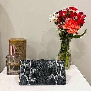 Snake skin pattern wallet
